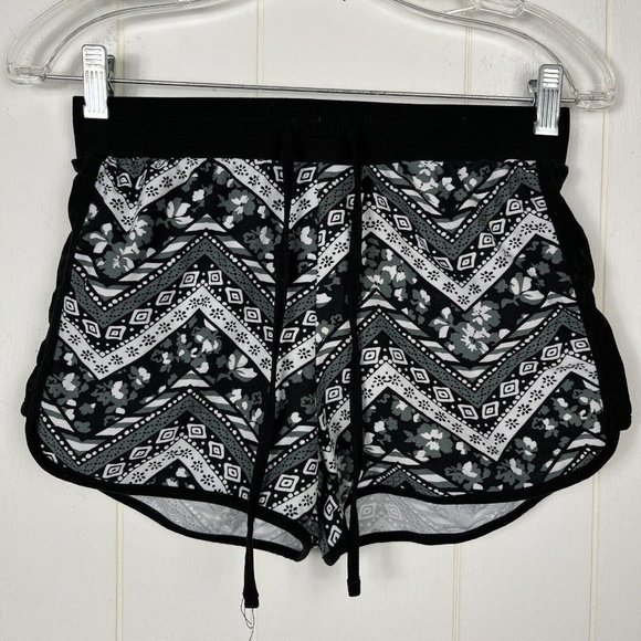 NoBo No Boundaries Women Juniors Shorts Small 3 5 Black White Chevron Booty 3" - Picture 1 of 4